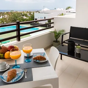 Tyler's House Ocean View Apartamento Costa Teguise